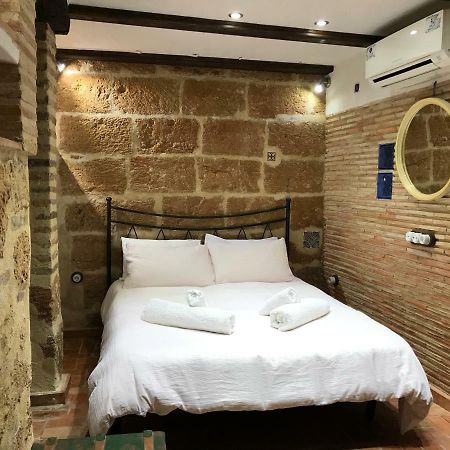 No1 Casatosca Javea, Pequena Habitacion Con Bano En El Centro Del Casco Antiguo Exterior photo